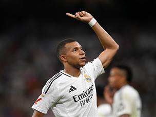 ואף השלים צמד בדרך לניצחון (GETTY)