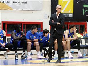 לא ככה הוא רצה לפתוח את השבוע הזה. עודד קטש (אלן שיבר)