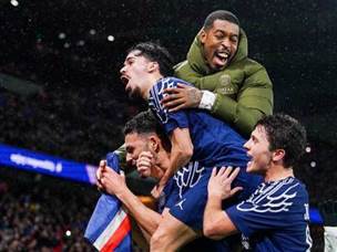 חגיגות בעיר האורות (GETTY)