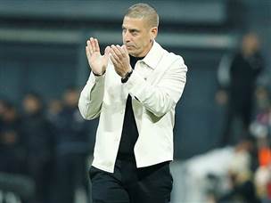 בלתי שבירים. קוז`וך (אלן שיבר)