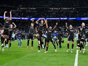 ארסנל בחצי גמר האלופות (GETTY)