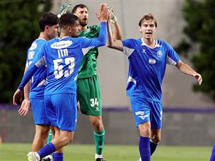 אך האריס השווה בדקה ה-33 (אלן שיבר)