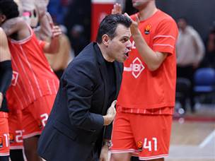 וגם איטודיס חייך בסיום (אלן שיבר)