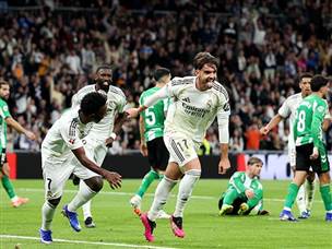 גם אסנסיו הצטרף לחגיגה (getty)