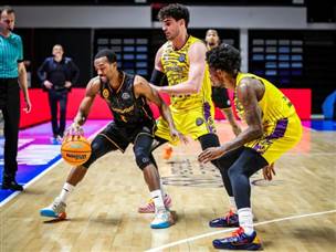 חולון ניסתה (FIBA)