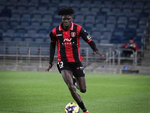 אבל קיבל יכולת מאכזבת על הדשא (צילום: ברני ארדוב)