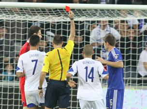 הרגע שפירק לגמרי את הבוסנים (צילום: יוסי שקל)