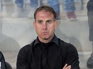 עושה עבודה נהדרת. קשטן (עודד קרני)