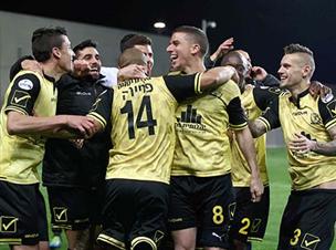 שמחה גדולה הלילה בבית"ר ירושלים (צילום: אלן שיבר)