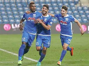 מכבי פ"ת לא עוצרת (צילום: אלן שיבר)