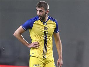 קיבל דקות בכורה. סושיץ' (אלן שיבר)