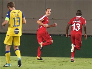 אייגנר ניצל טעות קשה בהגנה וסיבך את מכבי בפתיחה (אלן שיבר)