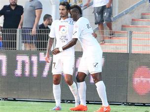 ממש לא יורדת בטוחה. עכו (יוסי שקל)