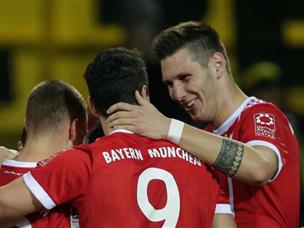 חוגגת כל הדרך לפסגה. באיירן (getty)