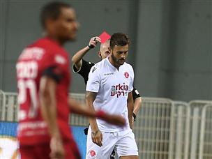 כשהבלם הבכיר של הפועל ת"א מסמן את ההגנה כולה (אלן שיבר)