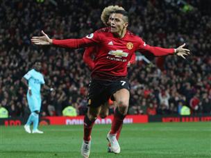 לא בטוח מי היה צריך את זה יותר. אלכסיס, מוריניו או יונייטד כולה (צילום: getty)