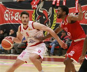 לא הספיק והובס. שוכמן (מנהלת הליגה)