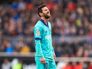 מסי לא הפסיק לאיים, אבל הכדור יצא פעם אחר פעם. (GETTY)