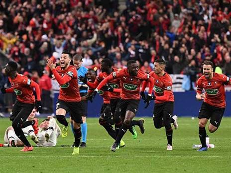 הזמן לחגוג (getty, ANNE-CHRISTINE POUJOULAT)