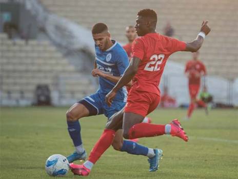 אלטון עם בישול גדול (באדיבות הפועל ב"ש)