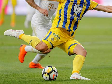 "העבירו אותנו מיד ליד", עדות קשה של הנערה