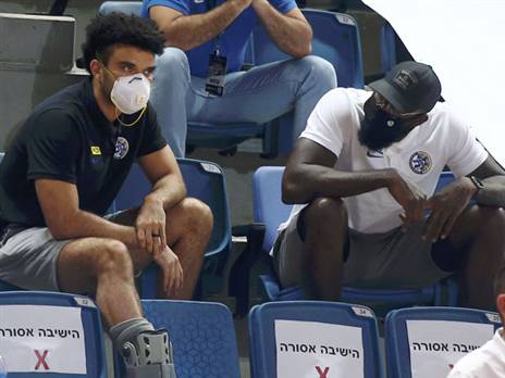 בראיינט ואייסי. מסדר הפציעות חזר (אלן שיבר)