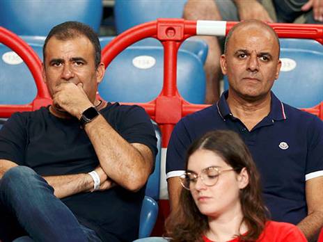 ביקורת חריפה של הבעלים (אלן שיבר)