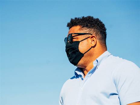 רונאלדו. נתן כמה טיפים (ריאל ויאדוליד, רשמי)