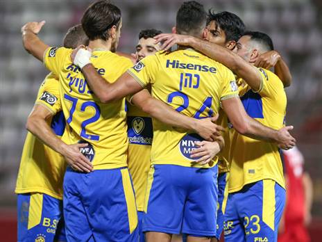 מכבי יצאה לפגרה עם חיוך (מאור אלקסלסי)