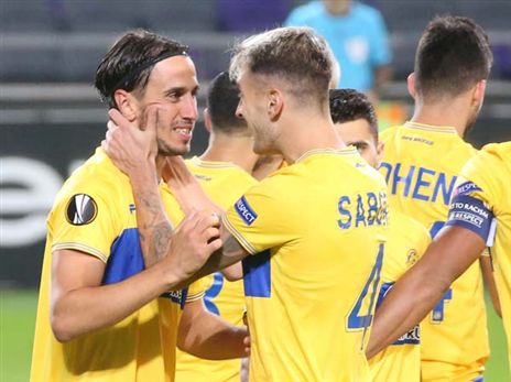 עם סבוריט. לוקח מנהיגות (אודי ציטיאט)