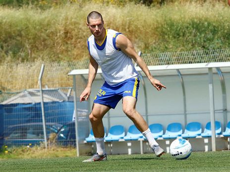 ניקוליץ' - תעלומה בצהוב (באדיבות מכבי ת"א)