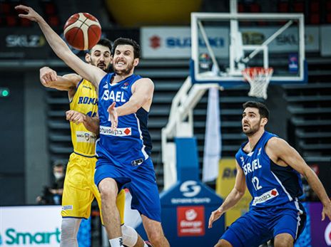 הנבחרות איבדו לא מעט כדורים (FIBA)