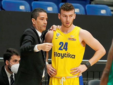 אלבר, לא מעט צעירים פותחו במועדון (אלן שיבר)