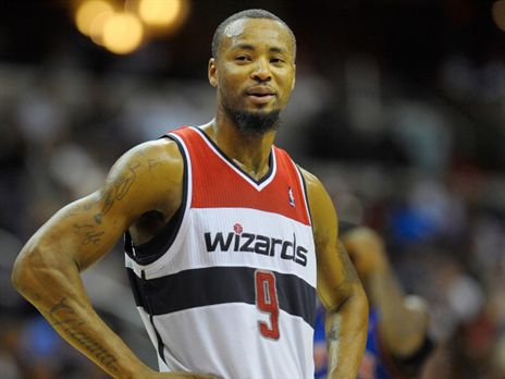 9 עונות לאחר מכן אבדיה "תפס" ללואיס את הספרה 9 (Getty)