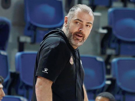 דדאס. יודע למה ג'ונסון הוא הראשון לקבל הארכת חוזה (אלן שיבר)