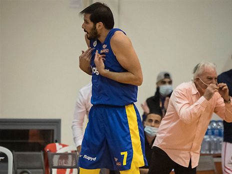 חוסר המזל נמשך. כספי (עודד קרני)