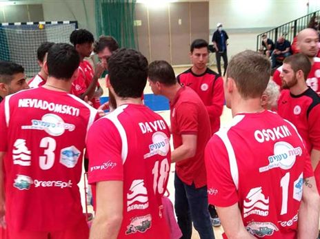 מטה אשר תצליח לחזור? (צילום: באדיבות איגוד הכדורעף)