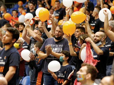 ההיכל יהיה צבוע שוב בכתום (אלן שיבר)