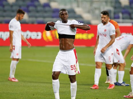 משחק חלש של האדומים (אלן שיבר)