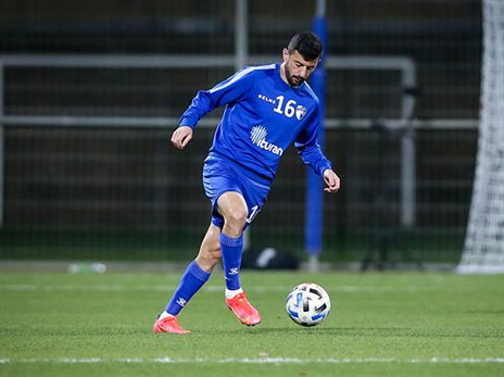 בספק גדול למכבי ת"א. שכר (צילום: מאור אלקסלסי)