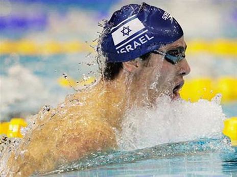 טומרקין. עמד בקריטריון הבינלאומי