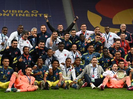 חגגו סיום מכובד. שחקני קולומביה (getty)