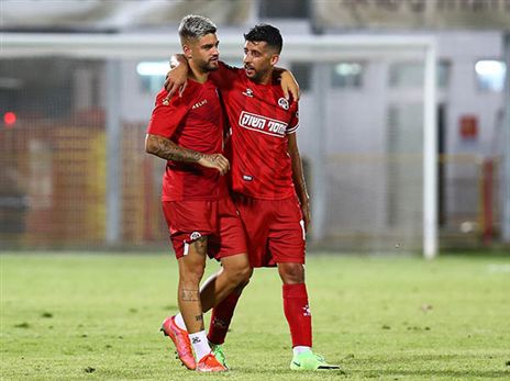 האדומים יתחילו בהכנות לארדה (לירון מולדובן)