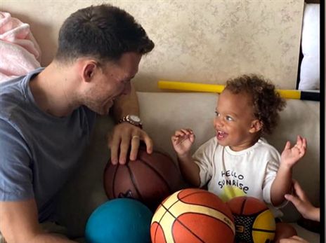 "מה שהוא ירצה, אני אחריו". גל ודן מקל (מתוך הכתבה)