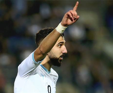 מואנס דאבור. "יכול להבין למה אנשים נפגעו ממנו" (אלן שיבר)