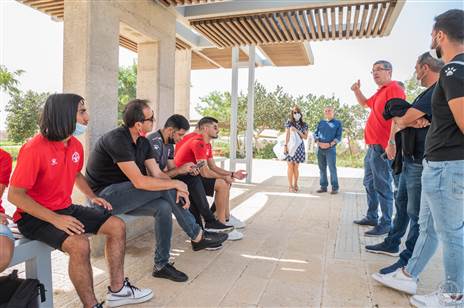 נווה במדבר (אלון מוסקוביץ')