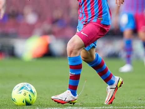 עם השרוכים פתוחים (GETTY)