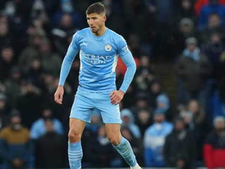 לפי הדירוג, הוא הבלם הטוב בעולם. רובן דיאס (GETTY)