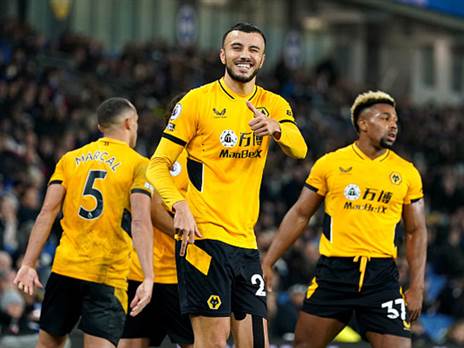 רומין סאיס חוגג. שער חשוב (Getty)