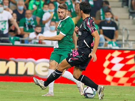 עונה בצל המונדיאל (אלן שיבר)